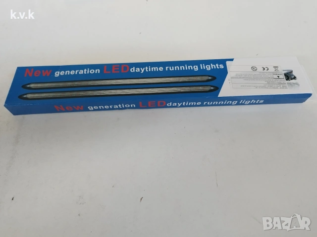 LED DRL комплект с функция динамичен мигач, 12V, дължина 16см, снимка 2 - Аксесоари и консумативи - 54331148