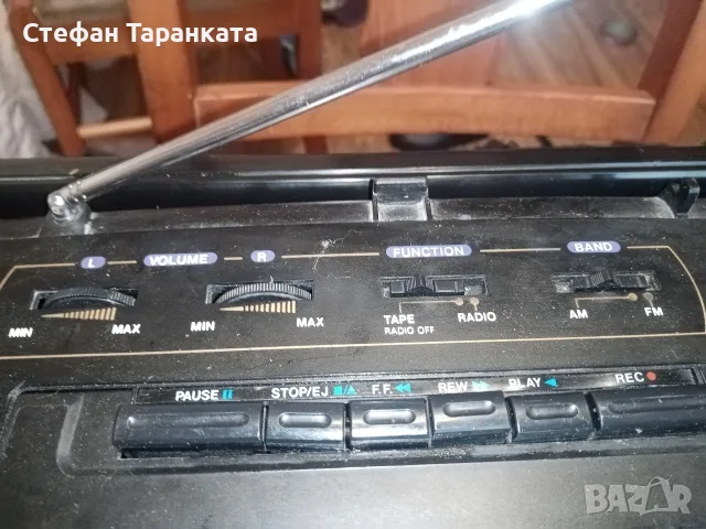 Радио касетофон работи си на радио , снимка 6 - Радиокасетофони, транзистори - 55598480