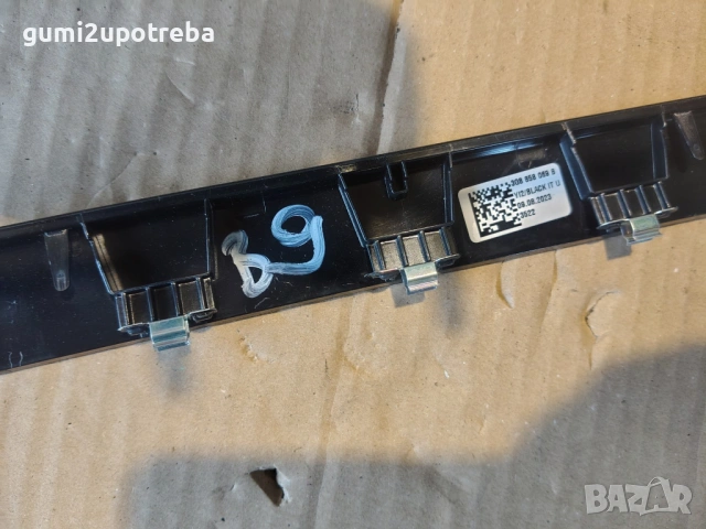Рамка Облицовка Мултимедия 3G8858069B Volkswagen Passat B9 1.5 eTSI 150кс 2024г Бензин, снимка 3 - Части - 54945279