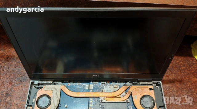 Dell Precision 7530 На части, наличното е описано, снимка 4 - Части за лаптопи - 53961106