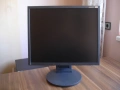 EIZO – професионален монитор за компютър Made in Japan, снимка 2