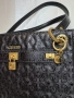 Дамска оригинална чанта Guess, снимка 3