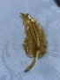 винтидж брошка Monet Feather, снимка 2
