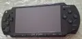 Продавам PSP 2004 със зарядно и оригинална карта памет , снимка 1