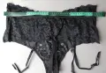 LoveHoney Lingerie XL черни дантелени полупрашки с отворено дъно, снимка 5