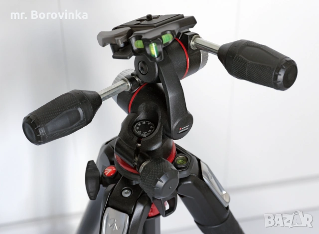 Статив Manfrotto MT055XPPO3 с глава MHXPro-3W и чанта MBAG80N, снимка 5 - Чанти, стативи, аксесоари - 54581998