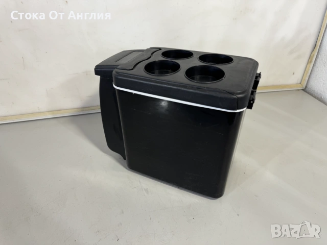 Хладилник за кола - 12V / 6L, снимка 3 - Друга електроника - 54602535