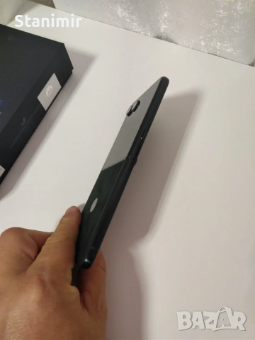 Motorola RAZR 60 ULTRA , снимка 7 - Motorola - 55082049