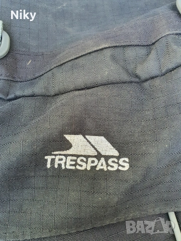 Туристическа раница Trespass 33L., снимка 3 - Раници - 54539448