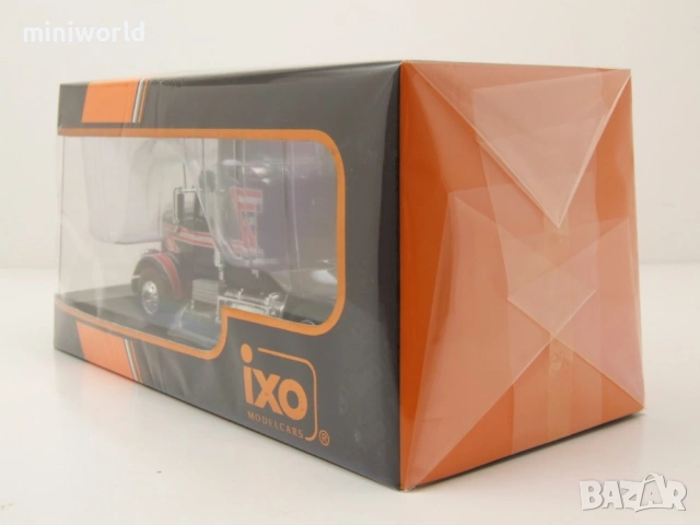 Freightliner FLC 120 64 T влекач 1977 - мащаб 1:43 на IXO Models моделът е нов в PVC дисплей-кейс, снимка 9 - Колекции - 54701060