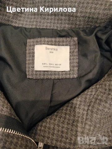 Елегантно дамско палто М/Л размер Bershka, снимка 3 - Якета - 54083951