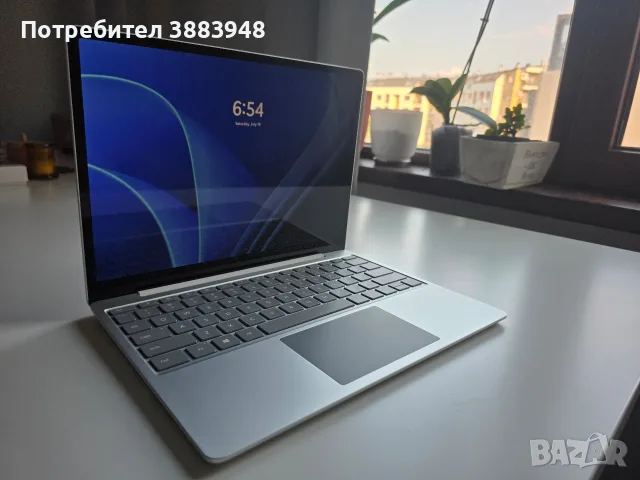 Microsoft Surface Laptop Go – Touchscreen, i5, Windows 11