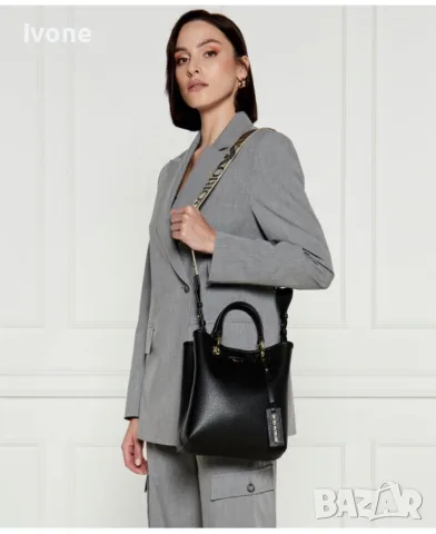Дамска чанта Emporio Armani, снимка 5 - Чанти - 55485220