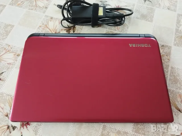 Лаптоп Toshiba Satellite L50-B, снимка 2 - Лаптопи за дома - 55704316