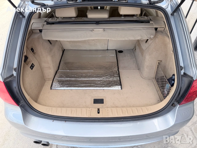 BMW 330d xDrive Touring 245 к.с. 2010 г. | 212 000 км | Автоматик | Отлично състояние, снимка 13 - Автомобили и джипове - 54930973