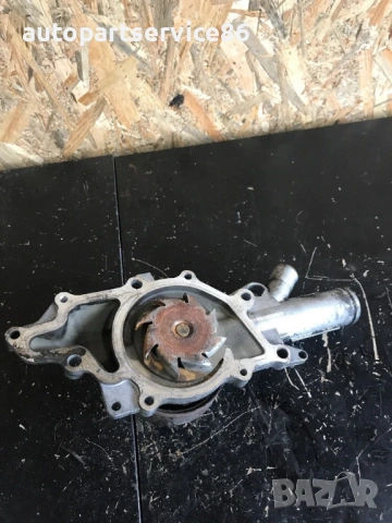 Водна помпа 2.2 CDI Om646 за Mercedes W906 Sprinter (2006-2011) 2.2Cdi A6462011010 , снимка 3 - Части - 54053160