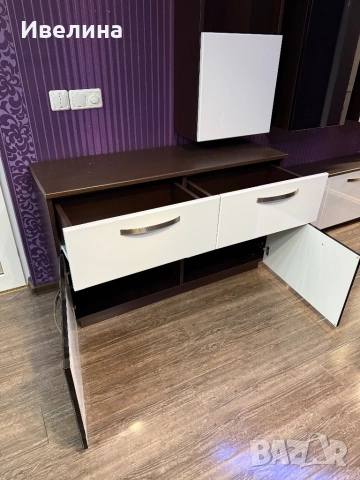 Секция , снимка 4 - Секции и витрини - 54010623