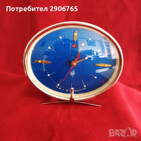 Часовник будилник Китайски работещ, снимка 2 - Антикварни и старинни предмети - 54727934