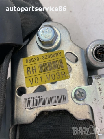 Преден десен колан за Hyundai I40 1.7 Crdi (2014) 88820-3Z000, снимка 2 - Части - 54424979