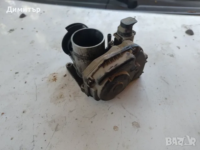 Дросел За Фолксваген Голф 3 1.6И 75кс. 1996г / VW Golf 3 1.6I 75hp. 1996y, снимка 2 - Части - 55678866