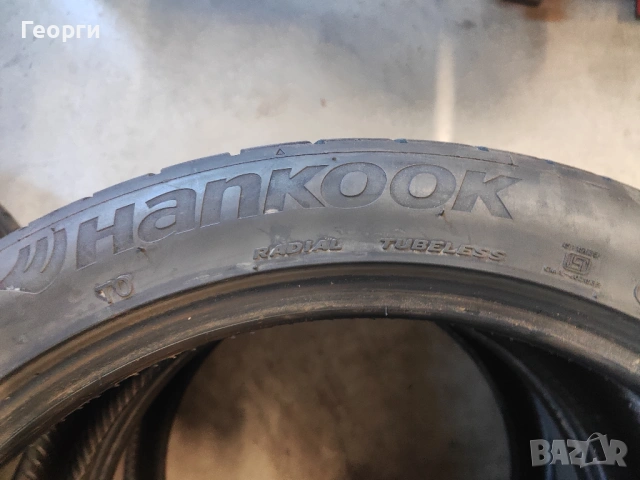2бр.летни гуми 235/40/19 Hankook, снимка 4 - Гуми и джанти - 54717409