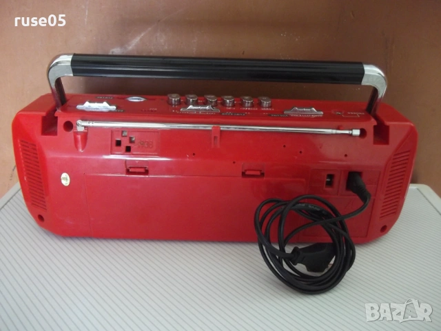 Стерео радиокасетофон "SILVER" работещ, снимка 5 - Радиокасетофони, транзистори - 54313978