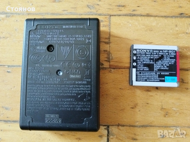 Заряно и батерия SONY BC-CSGB, снимка 2 - Батерии, зарядни - 54606405