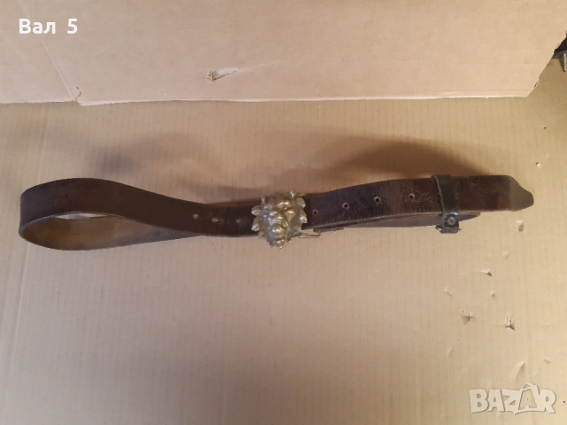 Много стар колан с масивна тока - бронзова лъвска глава, снимка 3 - Антикварни и старинни предмети - 53987553