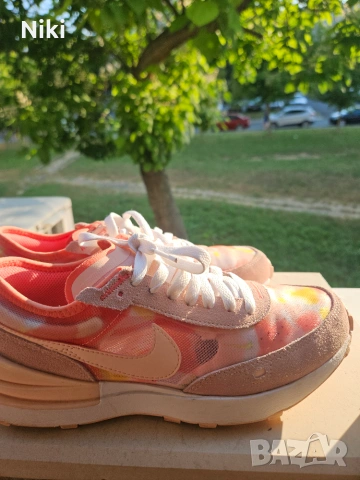 Дамски маратонки Nike, снимка 4 - Маратонки - 54990168