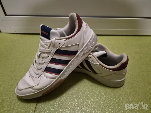 Adidas-original-нов модел-номер45, снимка 3 - Маратонки - 54658409