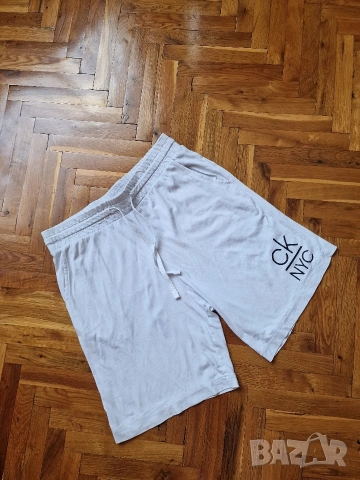 Страхотни мъжки къси панталони CALVIN KLEIN размер L , снимка 2 - Къси панталони - 55005752
