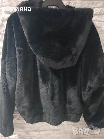 Копринен плюш ,късо яке!, снимка 2 - Якета - 54252913