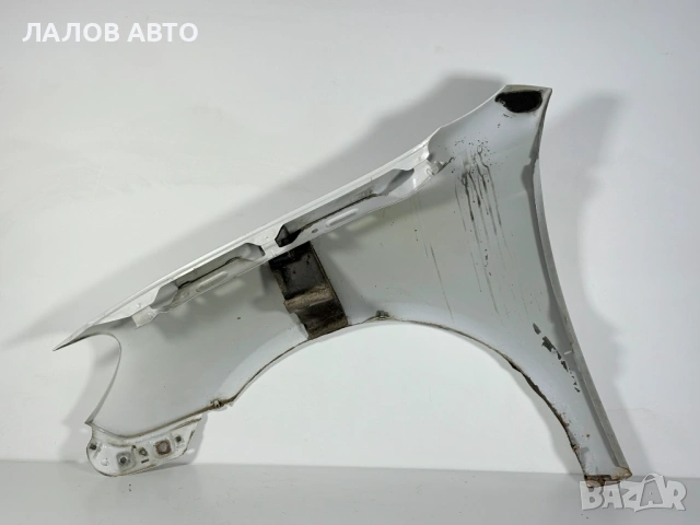 Преден десен бял калник Vw Golf VI (08-12)г. , снимка 2 - Части - 54774453
