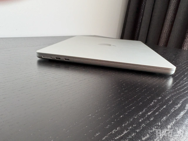 Apple Macbook Air 2022 M2 16 GB Ram Перфектен, снимка 5 - Лаптопи за работа - 54425469