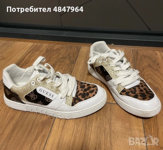 Маратонки Guess, снимка 2 - Маратонки - 54790320