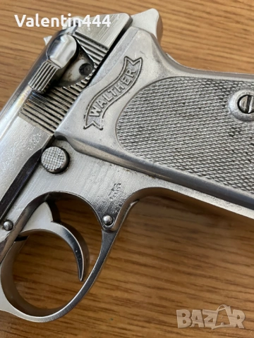 ПИСТОЛЕТ "ВАЛТЕР ППК", кал. 7,65мм  - ДЕАКТИВИРАН/ОБЕЗОПАСЕН., снимка 4 - Бойно оръжие - 53984400