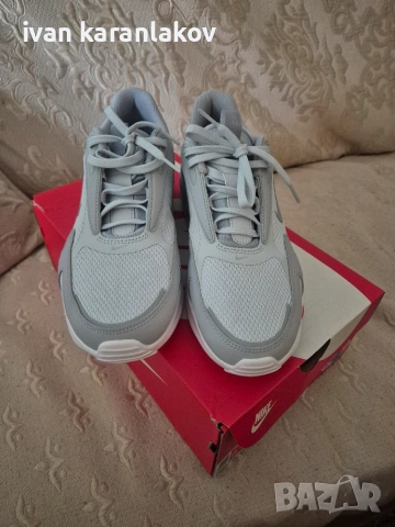 Маратонки NIKE AIR MAX BOLT , снимка 4 - Маратонки - 55133857