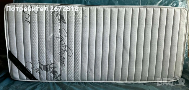 Нов матрак с възглавница и протектор, снимка 2 - Матраци - 54339044