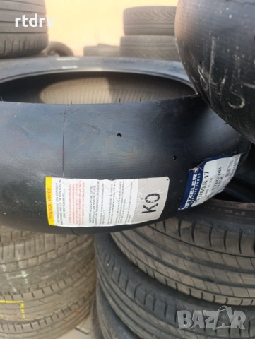 Пълен слик две гуми за мотор 190 60 и 180 60