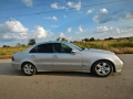 Продавам Mercedes-Benz Е 220, снимка 3