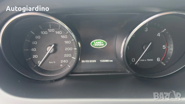 Land Rover Discovery Sport 2.2 TD4 SE 9скорости, снимка 14 - Автомобили и джипове - 54454311