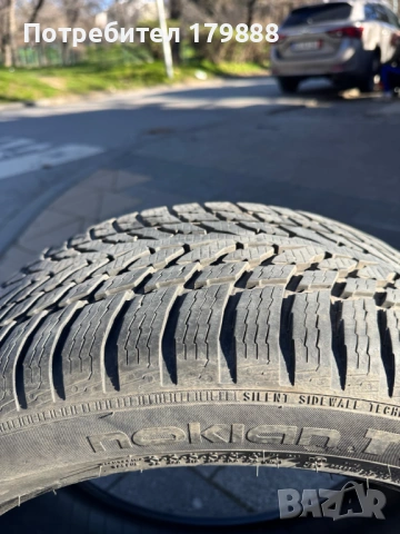 Гуми 245/45R18