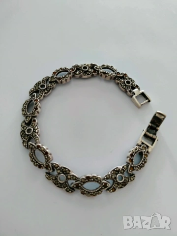 Сребърна гривна