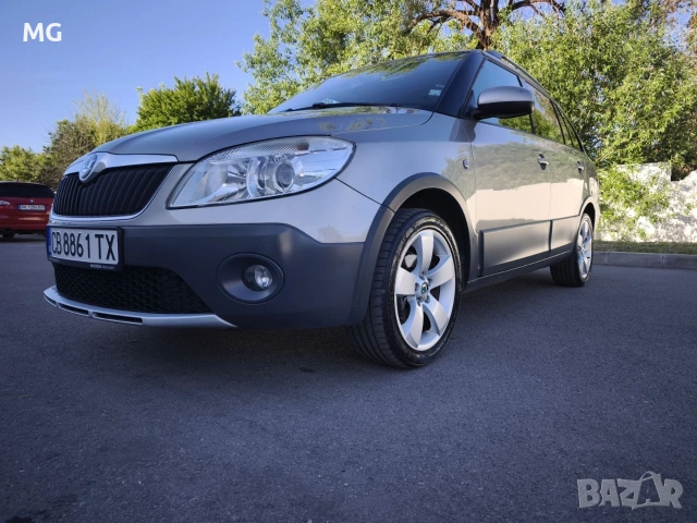 Продавам Skoda Fabia Skout 1.2 tsi , снимка 2 - Автомобили и джипове - 50186422