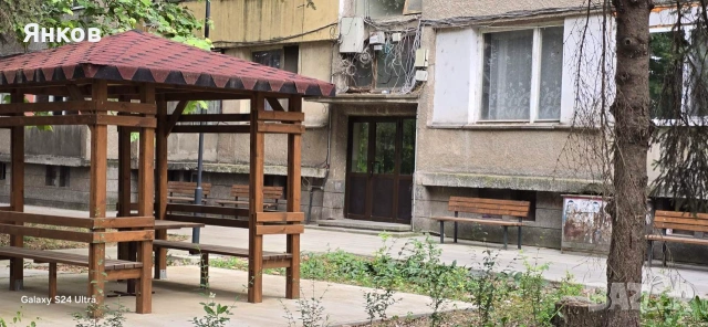 Двустаен апартамент ж.к.Дунав