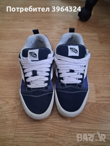 Продавам Vans Knu School 