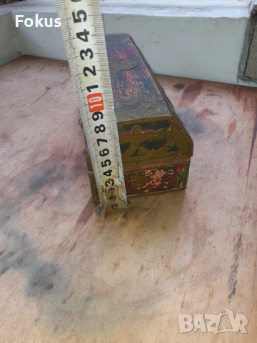 Стара дървена кутия с месингов обков и орнаменти, снимка 7 - Антикварни и старинни предмети - 54220536