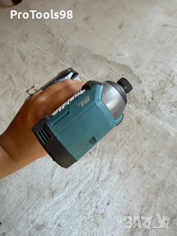 Makita TD003G 40v импакт + 4Ah батерия, снимка 6 - Други инструменти - 55361238