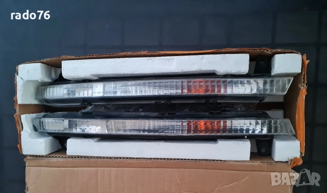 Мигачи с габарити за Audi Q7 2006–2010 комплект ляв десен оригинал Valeo