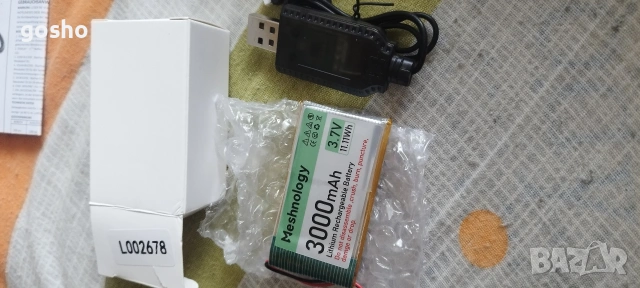 3.7V 3000mAh литиево-йонна батерия с USB кабел за зарядно 